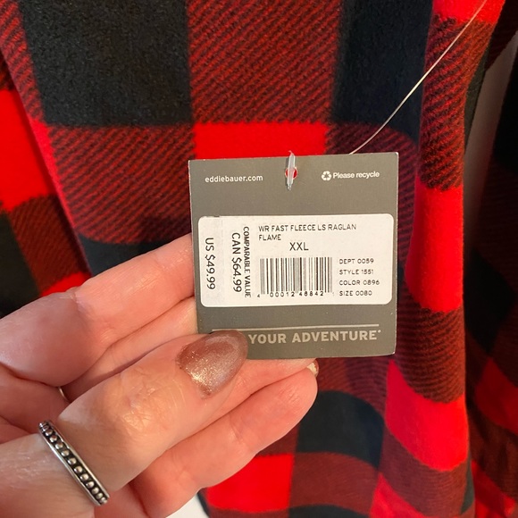 Eddie Bauer women’s buffalo plaid fleece zip pulled, black and red, size 2XL NWT - Picture 8 of 8